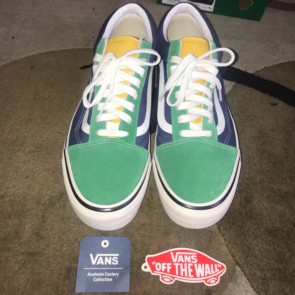 Vans Authentic Old Skool 36 DX (Mens Size 11)